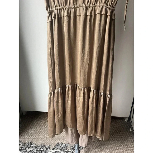 Tahari Dress Womens Small Beige Sleeveless Midi Sinch Waist V Neck Satin Casual - Picture 4 of 6